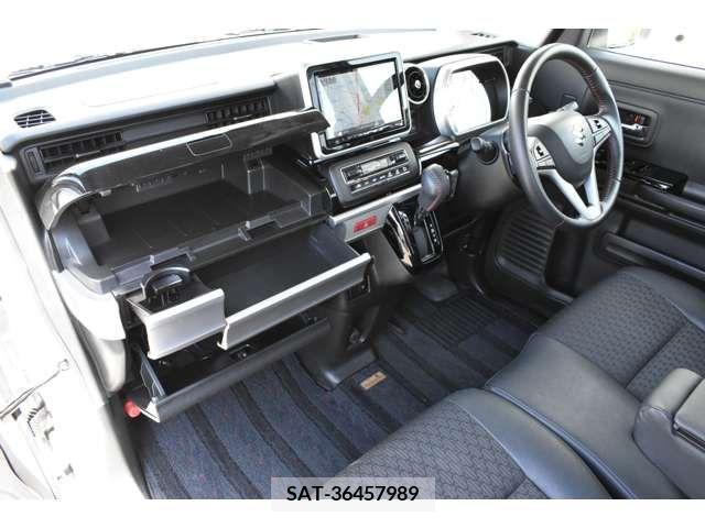 Suzuki SPACIA 2018-04 335119-12