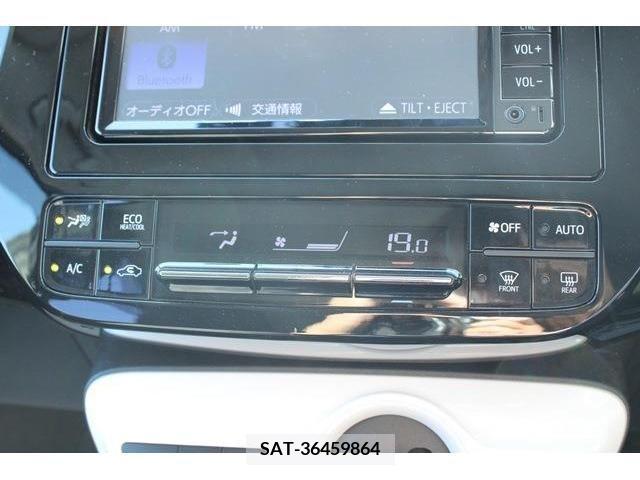 Toyota PRIUS 2017-03 283299-4