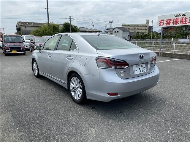 Lexus HS 2013-03 2332-2