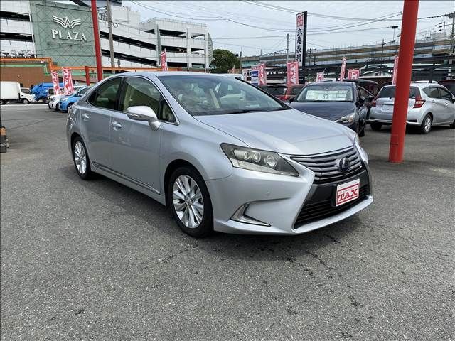 Lexus HS 2013-03 2332-6