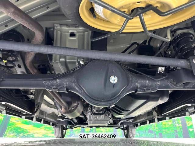 Suzuki EVERY WAGON 2021-10 378126-19