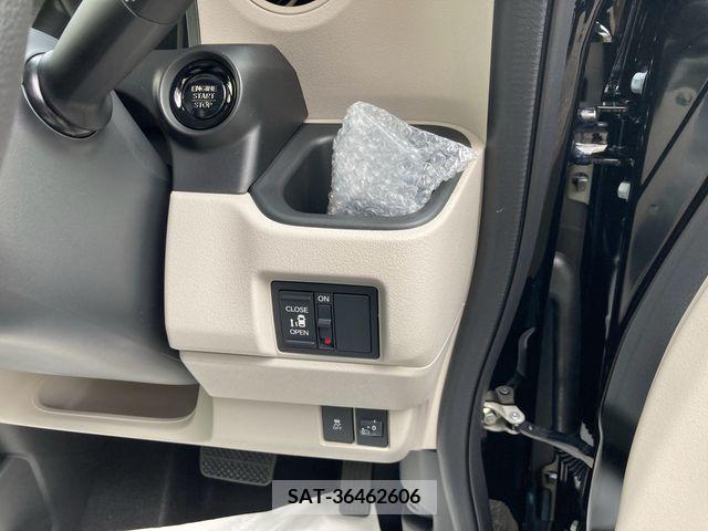 Honda N BOX 2024-07 349976-9