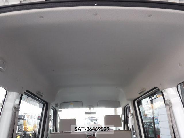 Suzuki EVERY 2009-04 271526-17