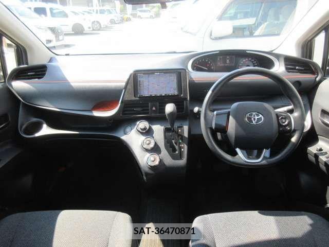 Toyota SIENTA 2016-01 201249-1