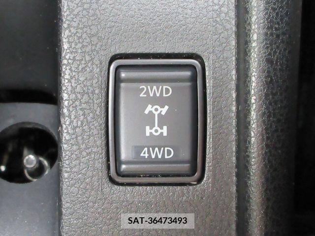 Nissan NOTE 2019-04 325919-7