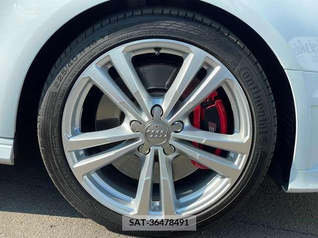 Audi S3 2016-09 372563-17