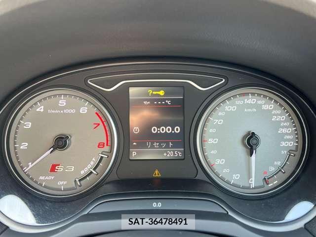 Audi S3 2016-09 372563-9