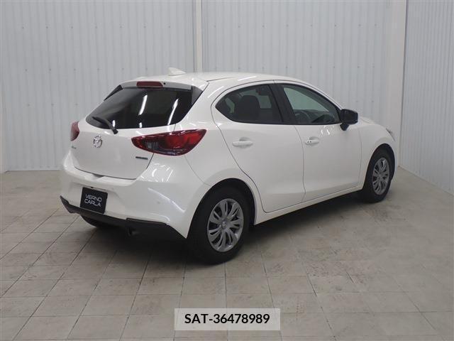 Mazda MAZDA2 2022-09 392015-3