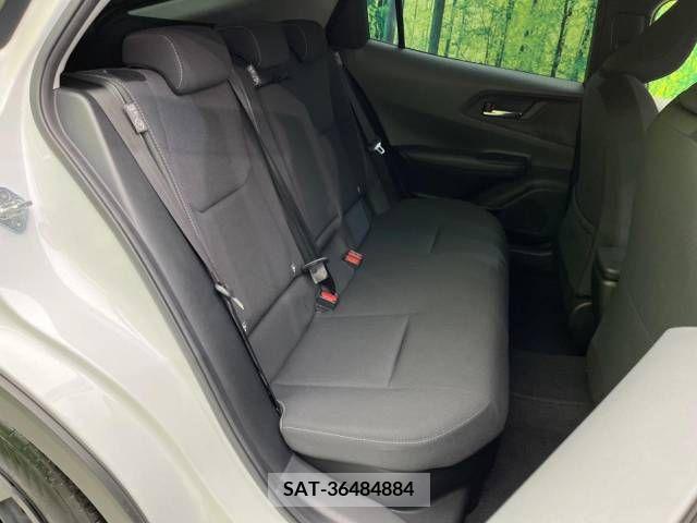 Toyota PRIUS 2023-02 242232-9
