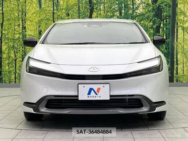 Toyota PRIUS 2023-02 242232-14