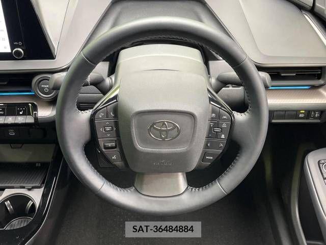 Toyota PRIUS 2023-02 242232-11