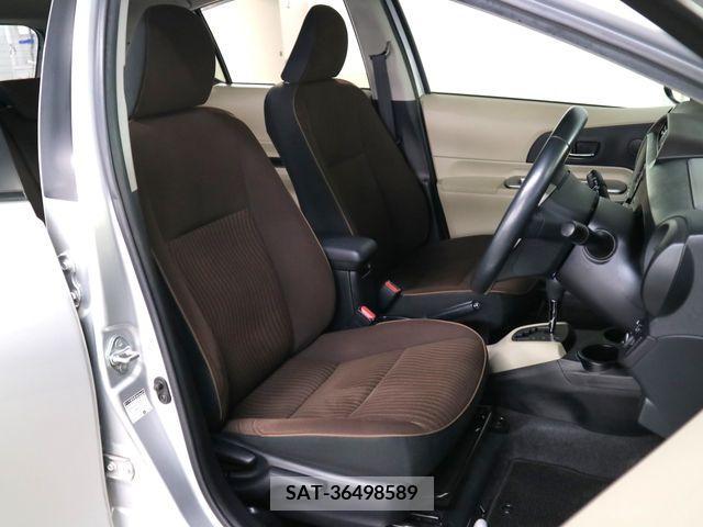 Toyota AQUA 2013-05 374207-11