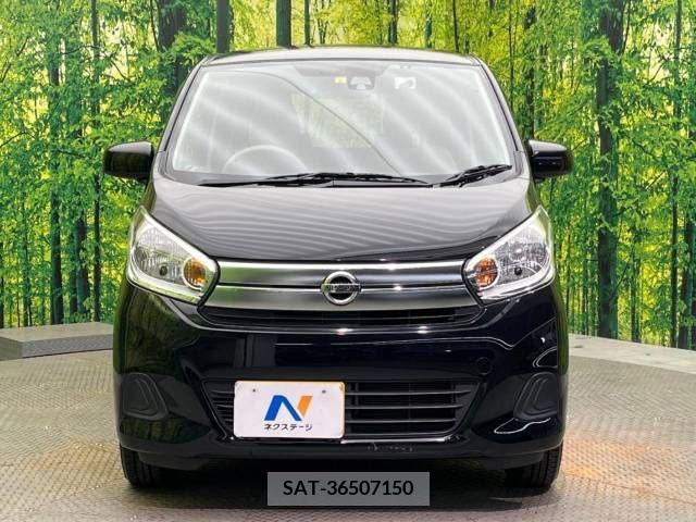 Nissan DAYZ 2017-09 390336-14