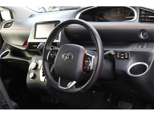 Toyota SIENTA 2016-12 24728-6
