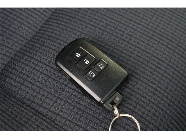 Toyota SIENTA 2016-12 24728-21