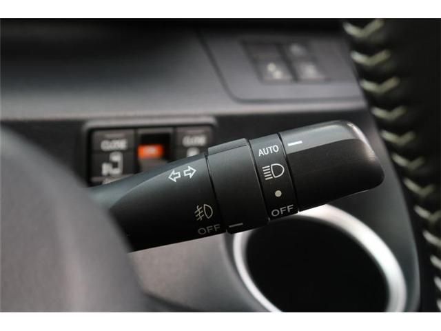 Toyota SIENTA 2016-12 24728-14