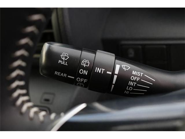 Toyota SIENTA 2016-12 24728-13
