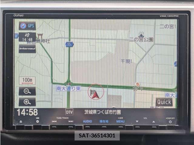 Honda e 2013-10 380754-20