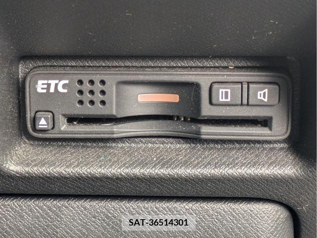 Honda e 2013-10 380754-29
