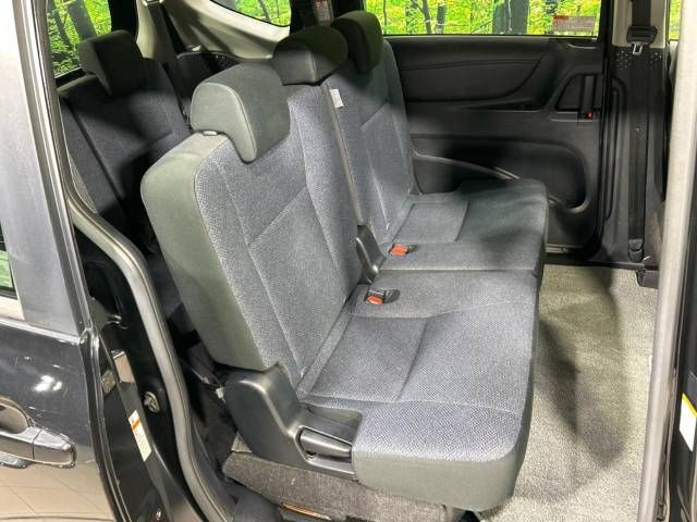 Toyota SIENTA 2016-04 24726-9