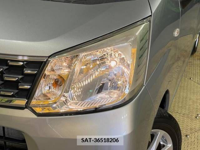 Daihatsu MOVE 2015-08 309328-9