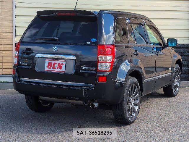 Suzuki ESCUDO 2013-12 214775-2