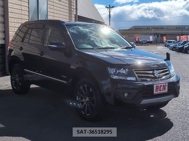 Suzuki ESCUDO 2013-12 214775-6