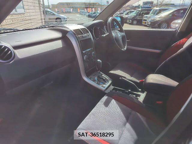 Suzuki ESCUDO 2013-12 214775-12