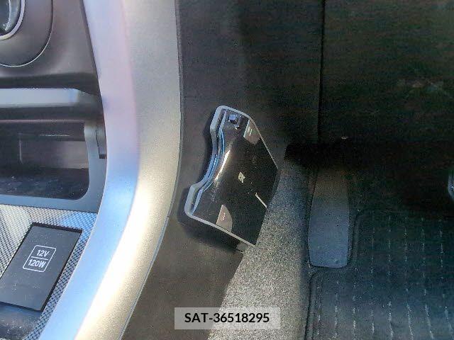 Suzuki ESCUDO 2013-12 214775-11