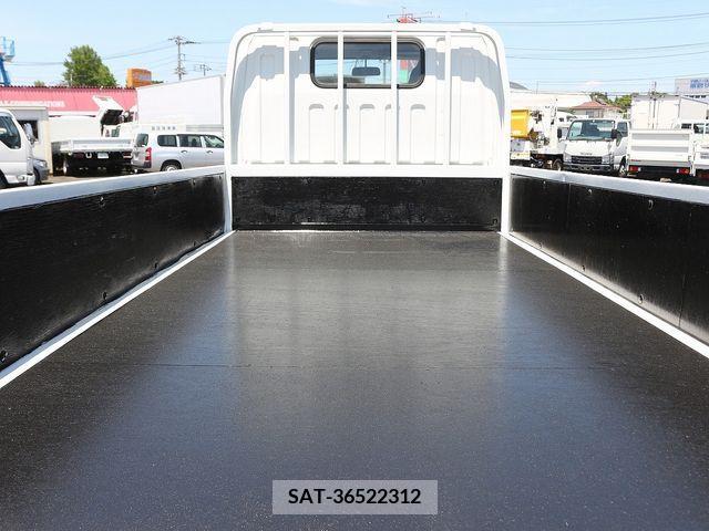 Mitsubishi CANTER 2017-04 263506-10