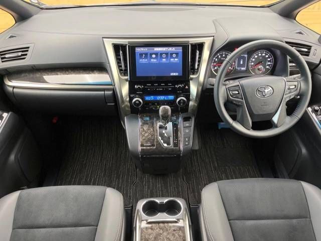 Toyota ALPHARD 2023-05 185871-1