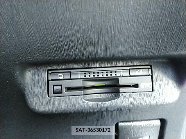 Toyota PRIUS 2012-12 328394-11