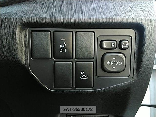 Toyota PRIUS 2012-12 328394-10