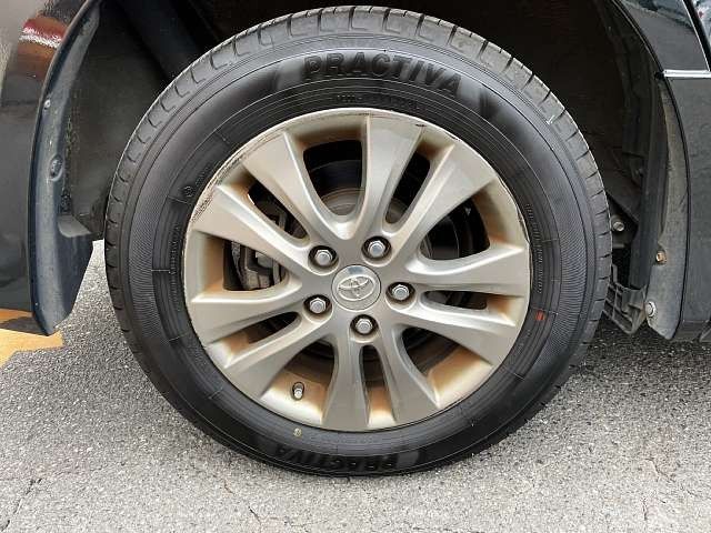 Toyota VOXY 2012-02 182447-3