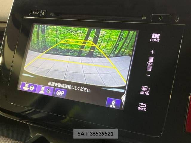 Honda e 2018-10 377384-5