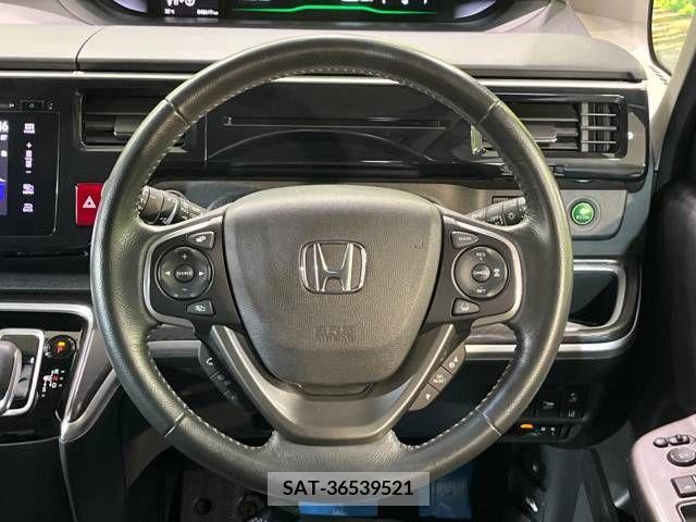 Honda e 2018-10 377384-11
