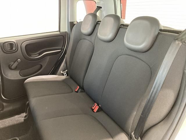 Fiat PANDA 2018-10 195777-12