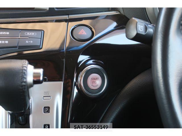 Nissan ELGRAND 2011-06 316258-12