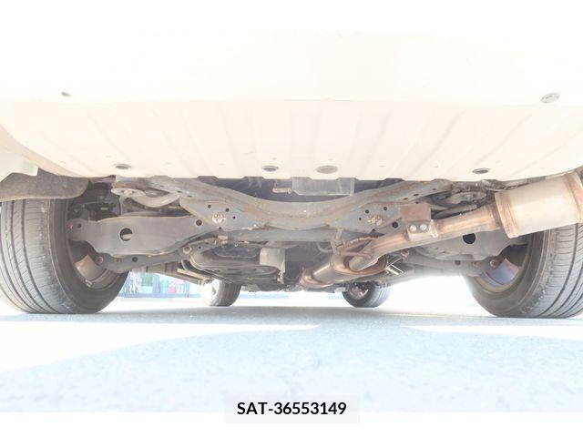Nissan ELGRAND 2011-06 316258-19