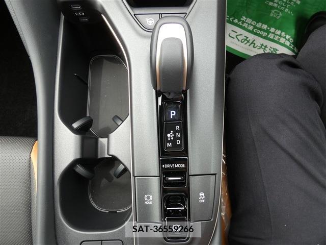 Toyota CROWN 2023-09 316729-12