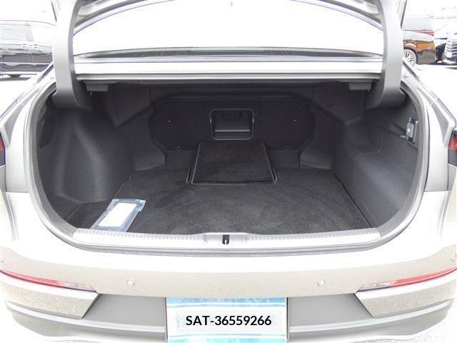 Toyota CROWN 2023-09 316729-8
