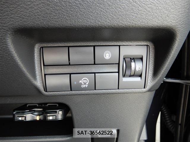 Mitsubishi EK X 2019-04 387629-10