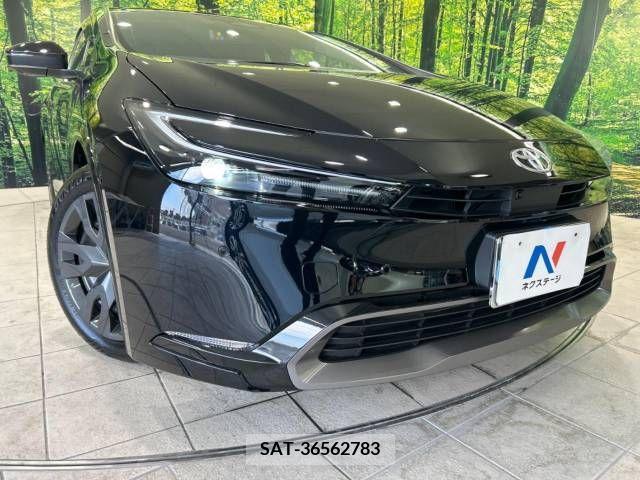 Toyota PRIUS 2023-11 366624-12