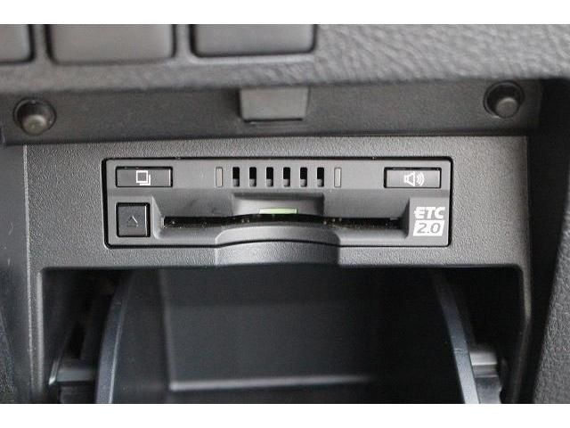 Toyota VELLFIRE 2017-01 27798-1