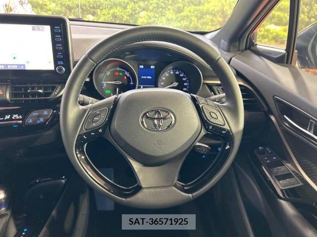 Toyota C-HR 2020-08 340961-11