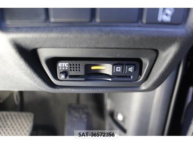 Honda STEP WGN 2018-03 209793-3