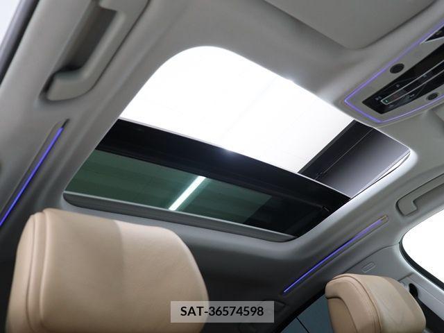 Audi A8 2020-01 249215-2