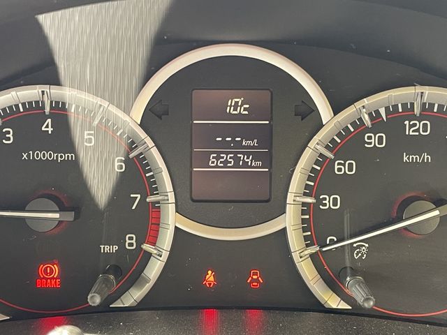 Suzuki SWIFT 2015-02 26749-19