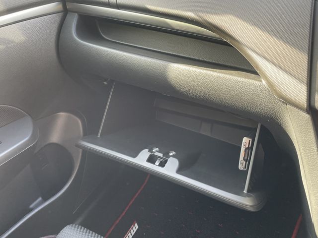 Suzuki SWIFT 2015-02 26749-17