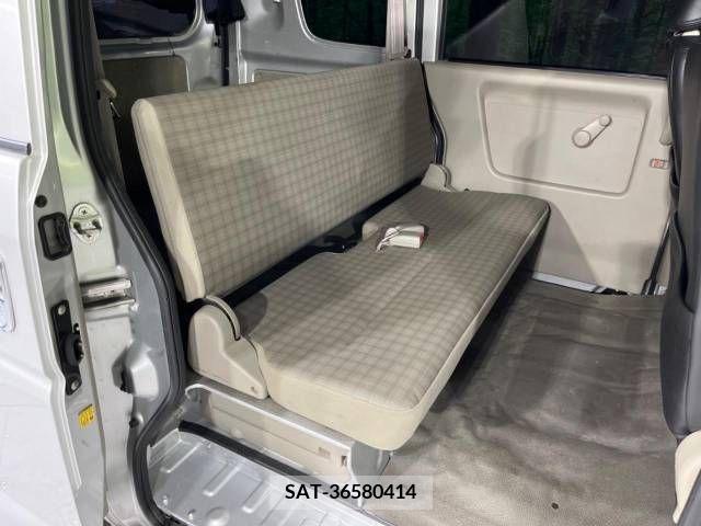 Suzuki EVERY 2013-01 269211-10